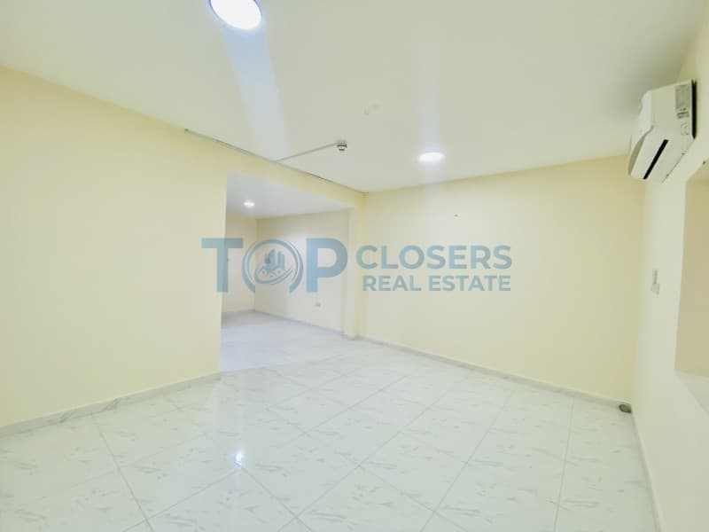 Studio With Tawteeq| Neat & Clean| Covered Parking - Image 4