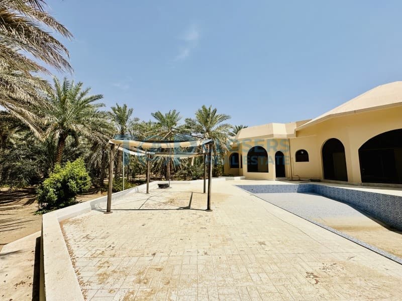 4Br GF Elegant villa| Garden & Pool| Driver Room - Image 3