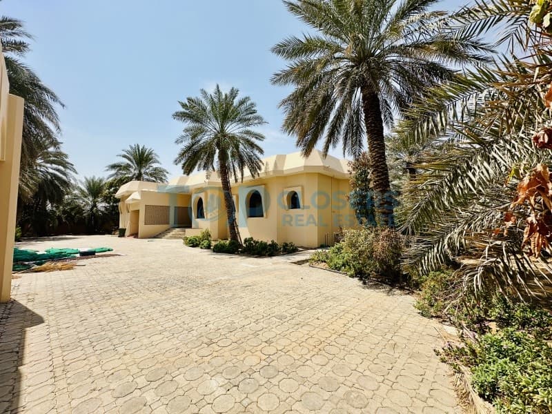 4Br GF Elegant villa| Garden & Pool| Driver Room - Image 4