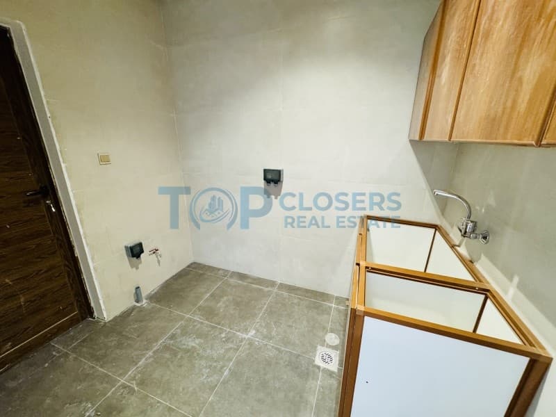 Huge balcony | Free Water and electricity |Monthly - Image 2