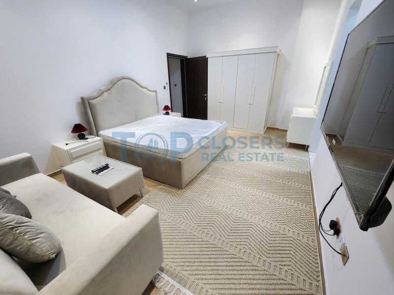 Studio| Free Water & Electricity | Prime Location - Image 3