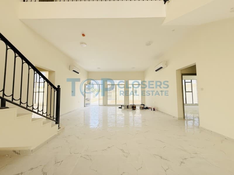 New Villa Ready to Move | Prime Location|Balcony - Image 3