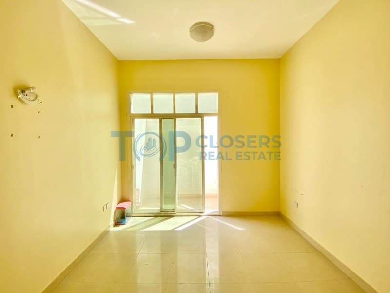 Ground Floor | Shaded Parking | Good Location - Image 3