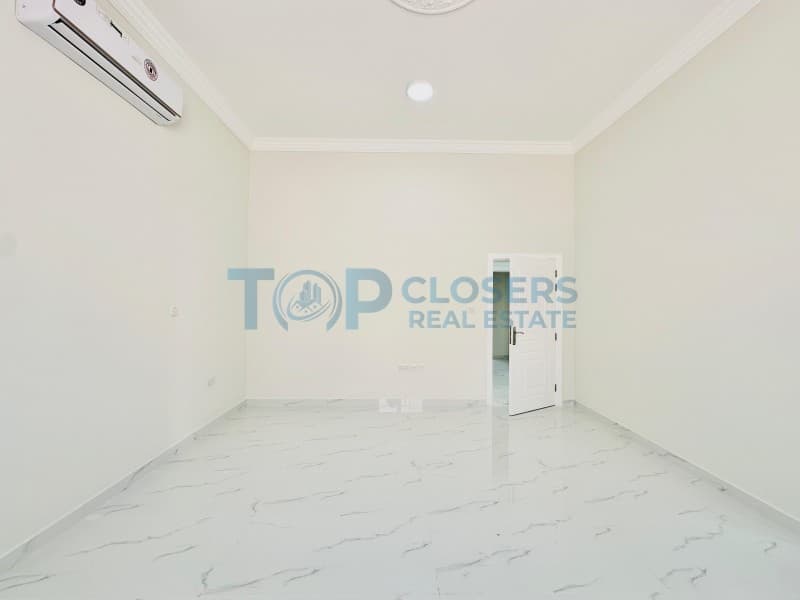 Brand New 8 Br Villa | Huge Yard | Wardrobes - Image 2