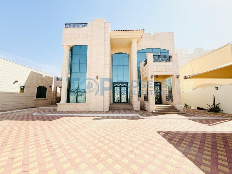 5Br Duplex villa|Prime Location|Huge Yard |Balcony - Image 1