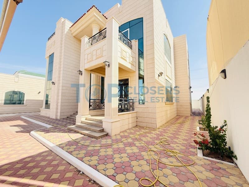5Br Duplex villa|Prime Location|Huge Yard |Balcony - Image 2