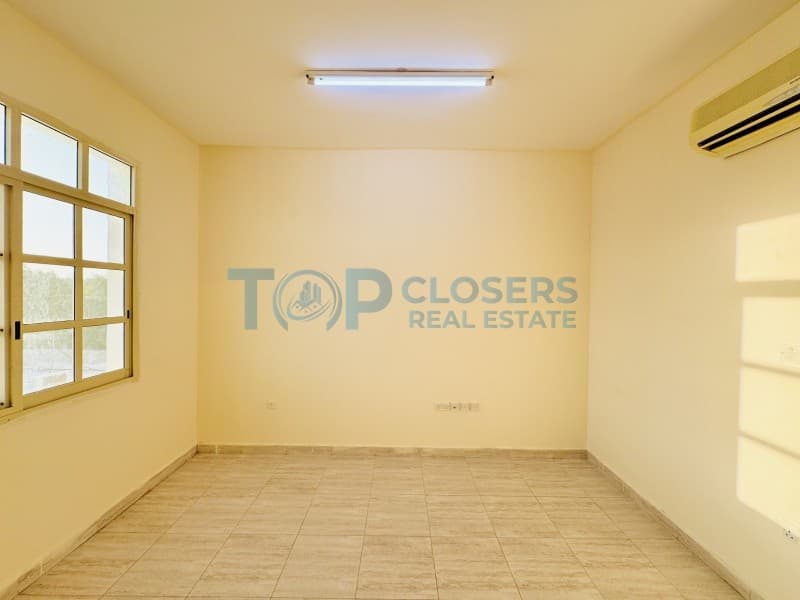 Neat N Clean | Ready to Move | Built In Wardrobe - Image 3