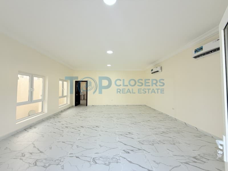 Huge Land Area|Driver Room | Private Entrance - Image 2