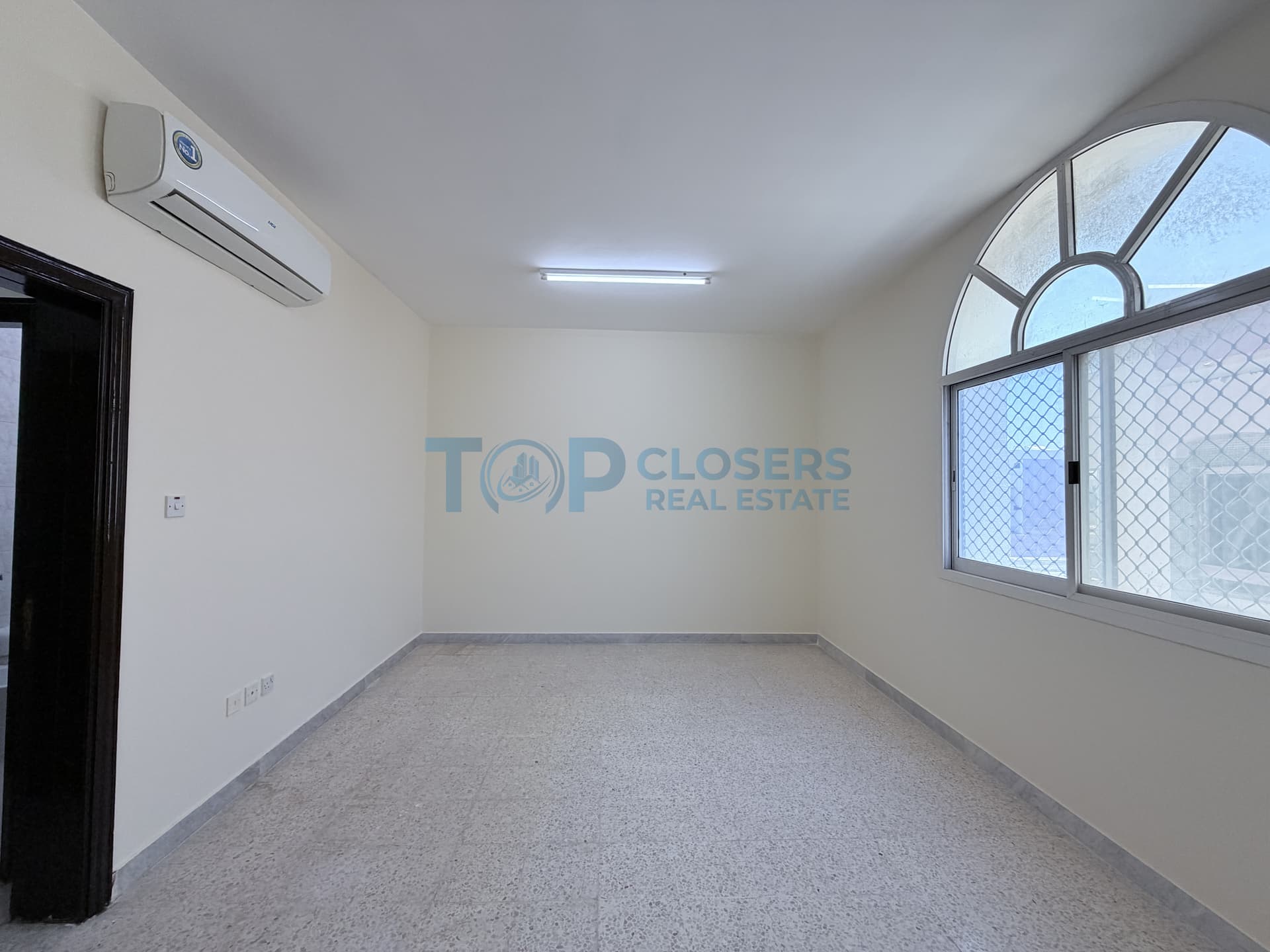 Spacious 3 Br Apartment | Balcony | First Floor - Image 3