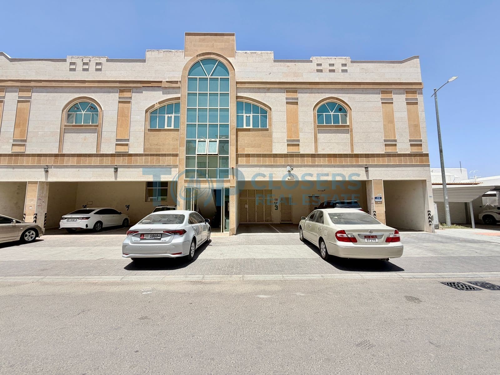 Listing Image 11