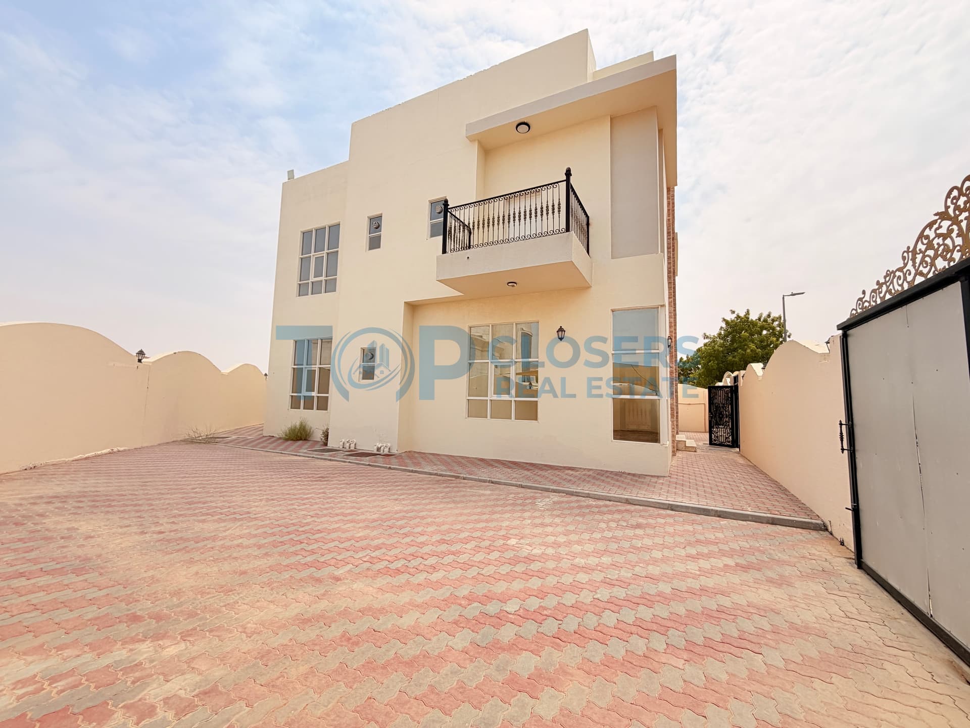Prime location | Big Yard | Near to School Balcony - Image 1