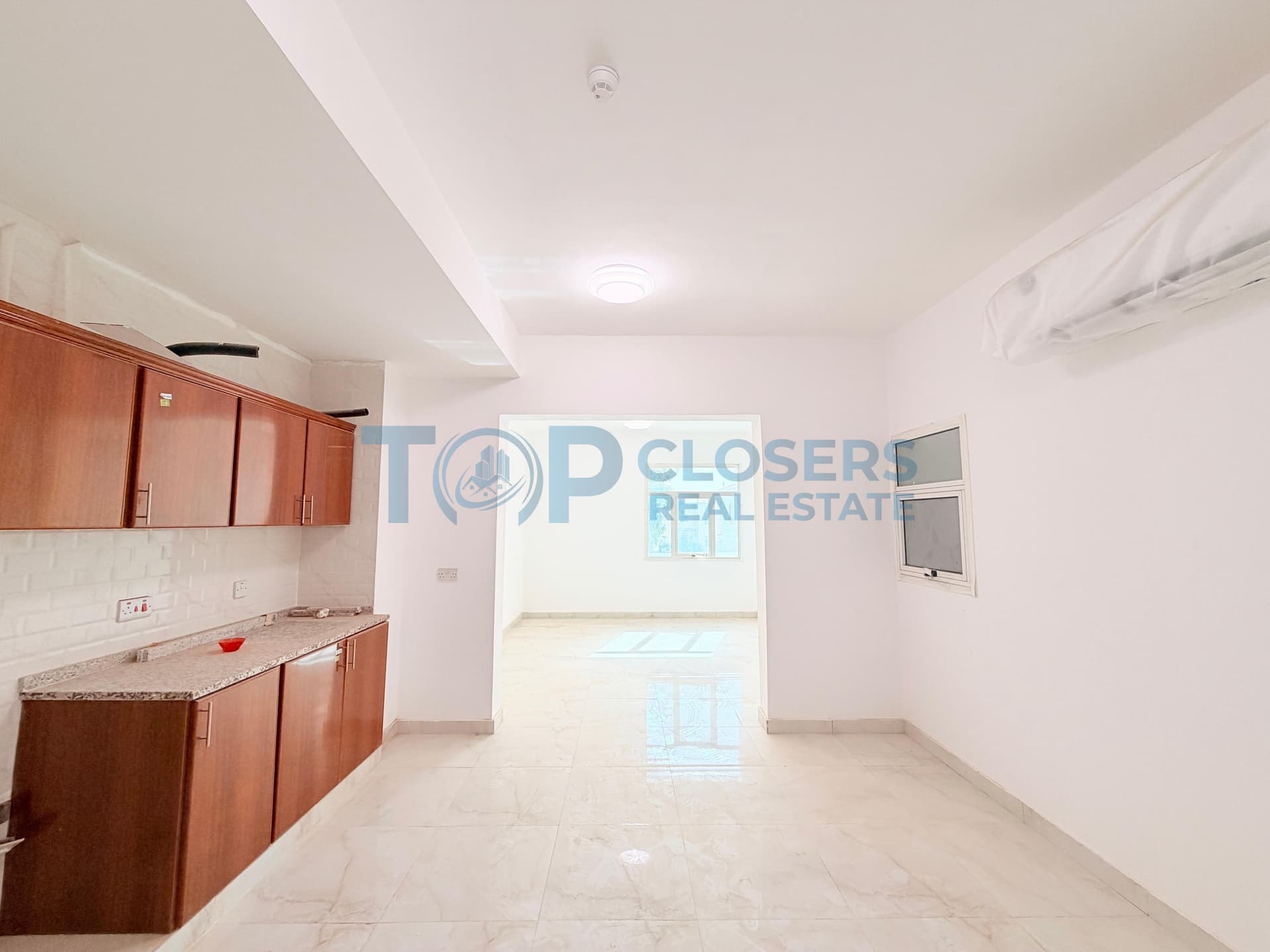 4 Payments | Prime Location | Near to Mall - Image 2