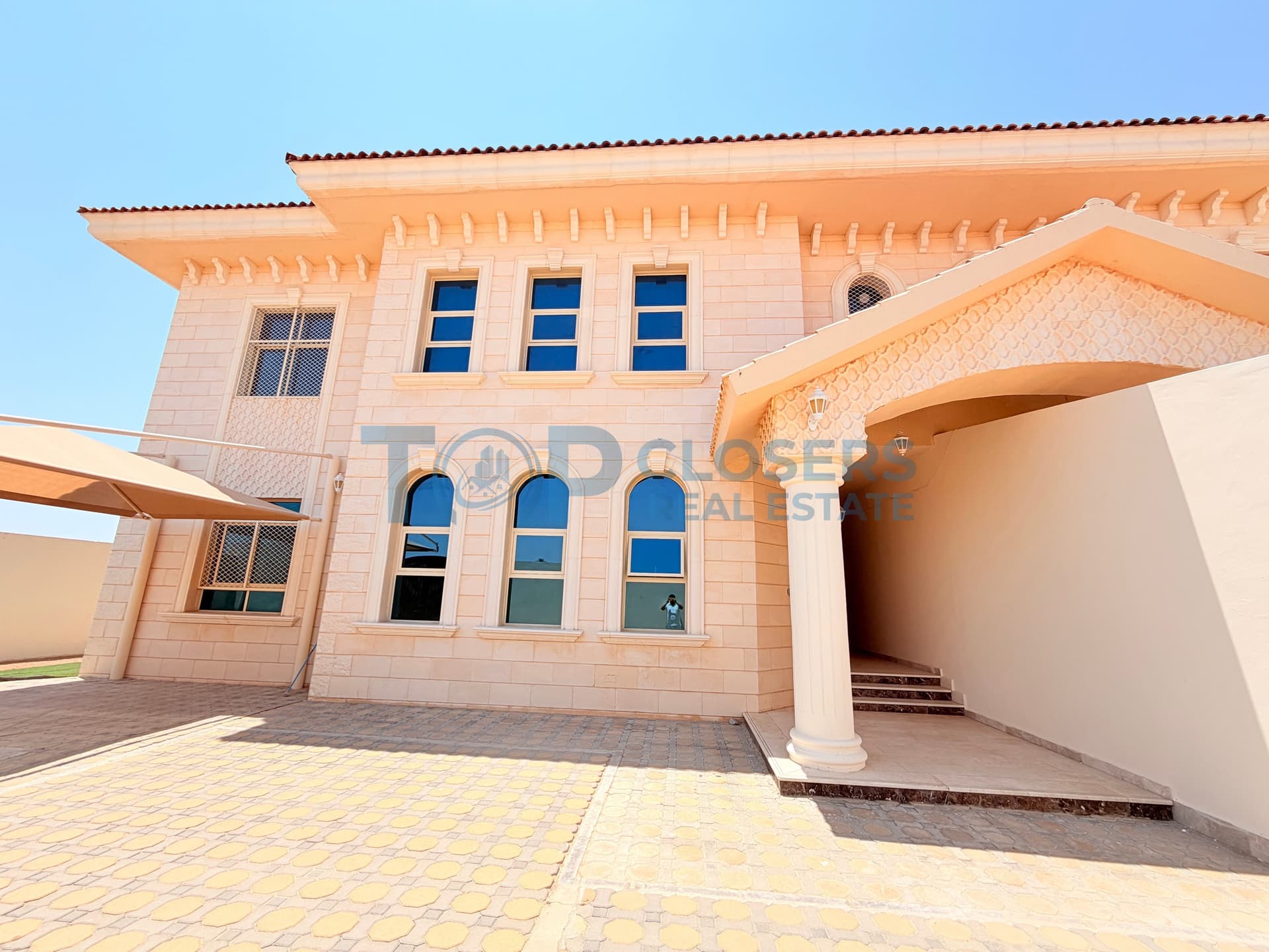 Ready to Move In |Prime Location| Private Entrance - Image 1