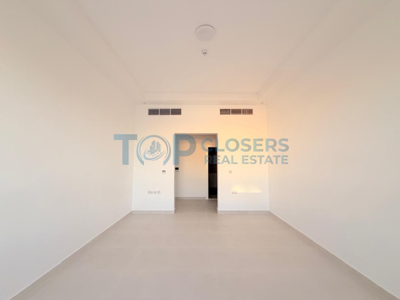 Brand New | Near to STMC|Balcony |Covered Parking - Image 4