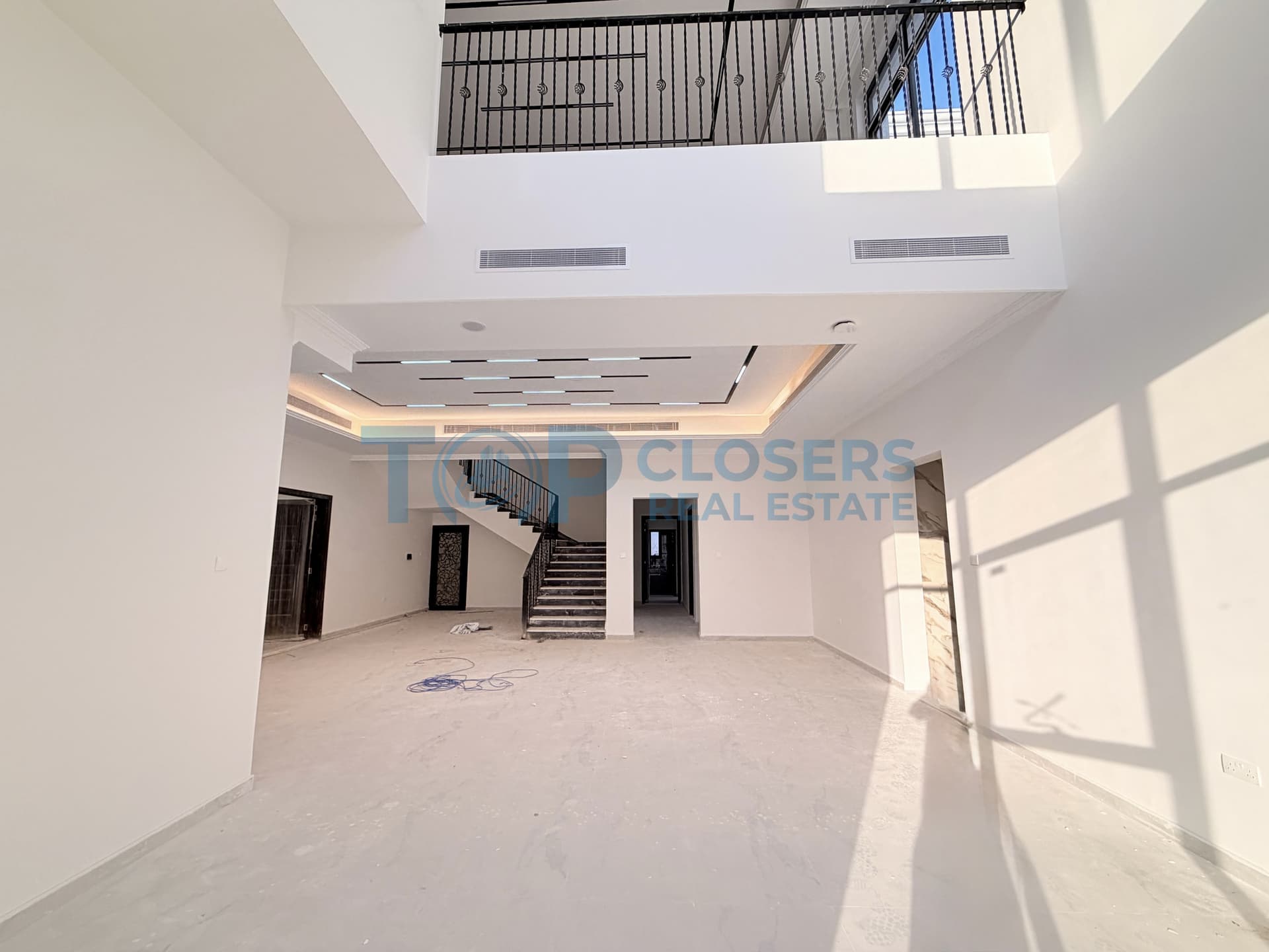 New Villa | Tawtheeq | Prime Location| Driver Room - Image 3