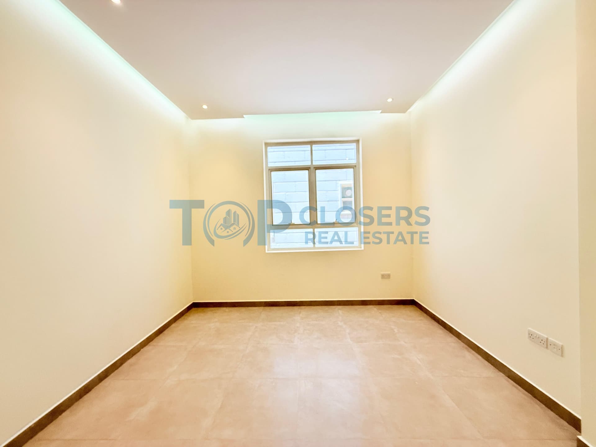 Covered Parking| Ready to Move In |Prime Location - Image 3