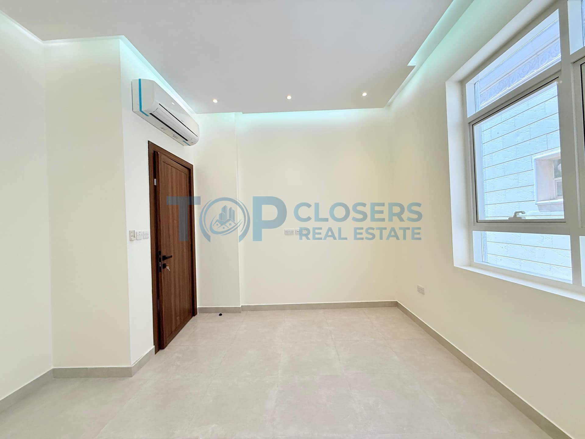 Covered Parking| Ready to Move In |Prime Location - Image 1