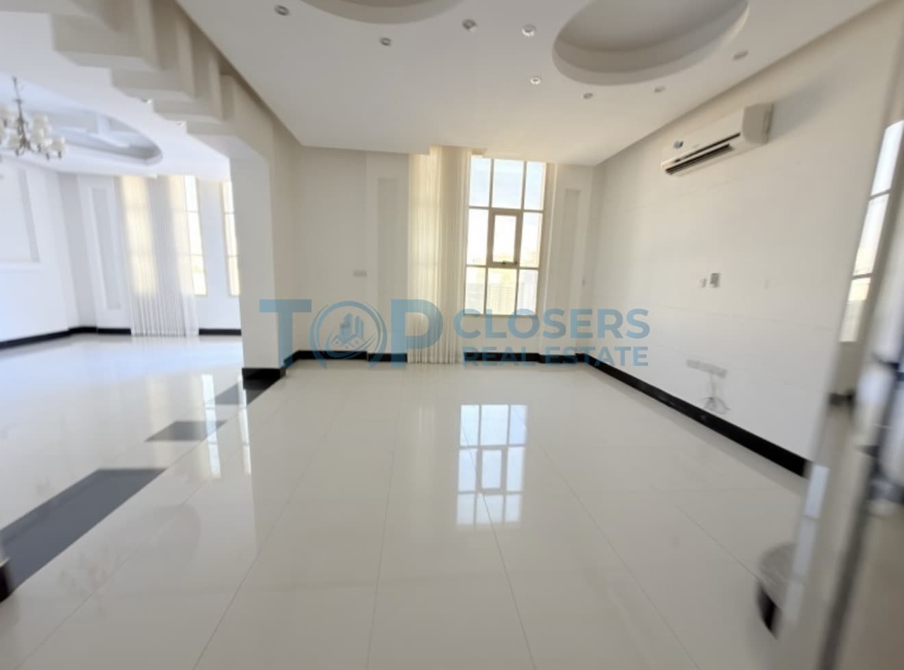 Neat n Clean 3 Br Private Villa | Near Dubai Exit - Image 4