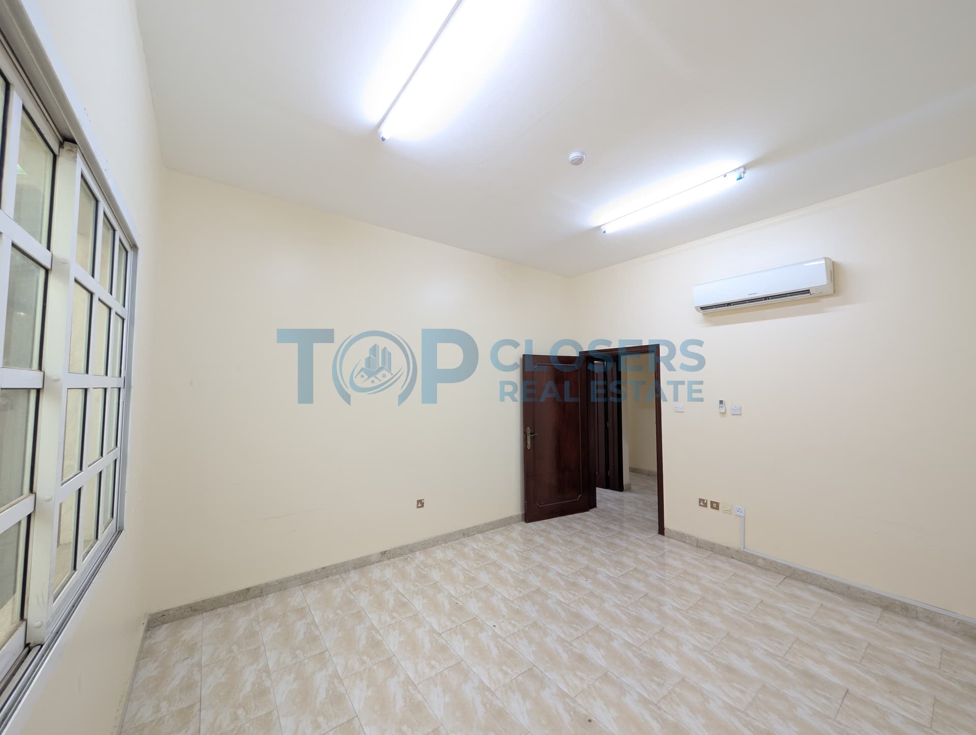 Separate Entrance | Peaceful Community | Near Park - Image 4