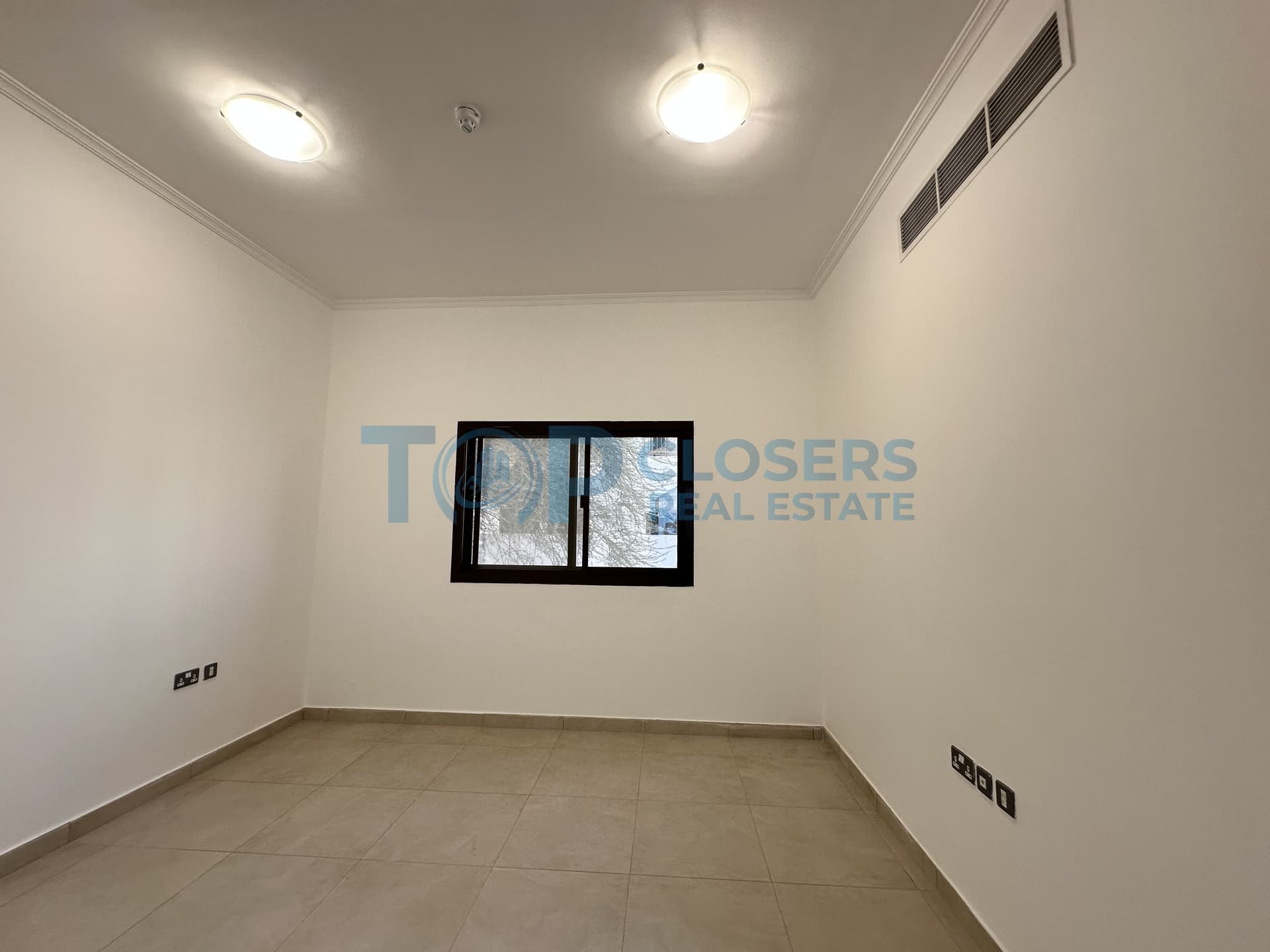 Luxury 2BHK | Prime Location | Near Stadium and Mall - Image 4