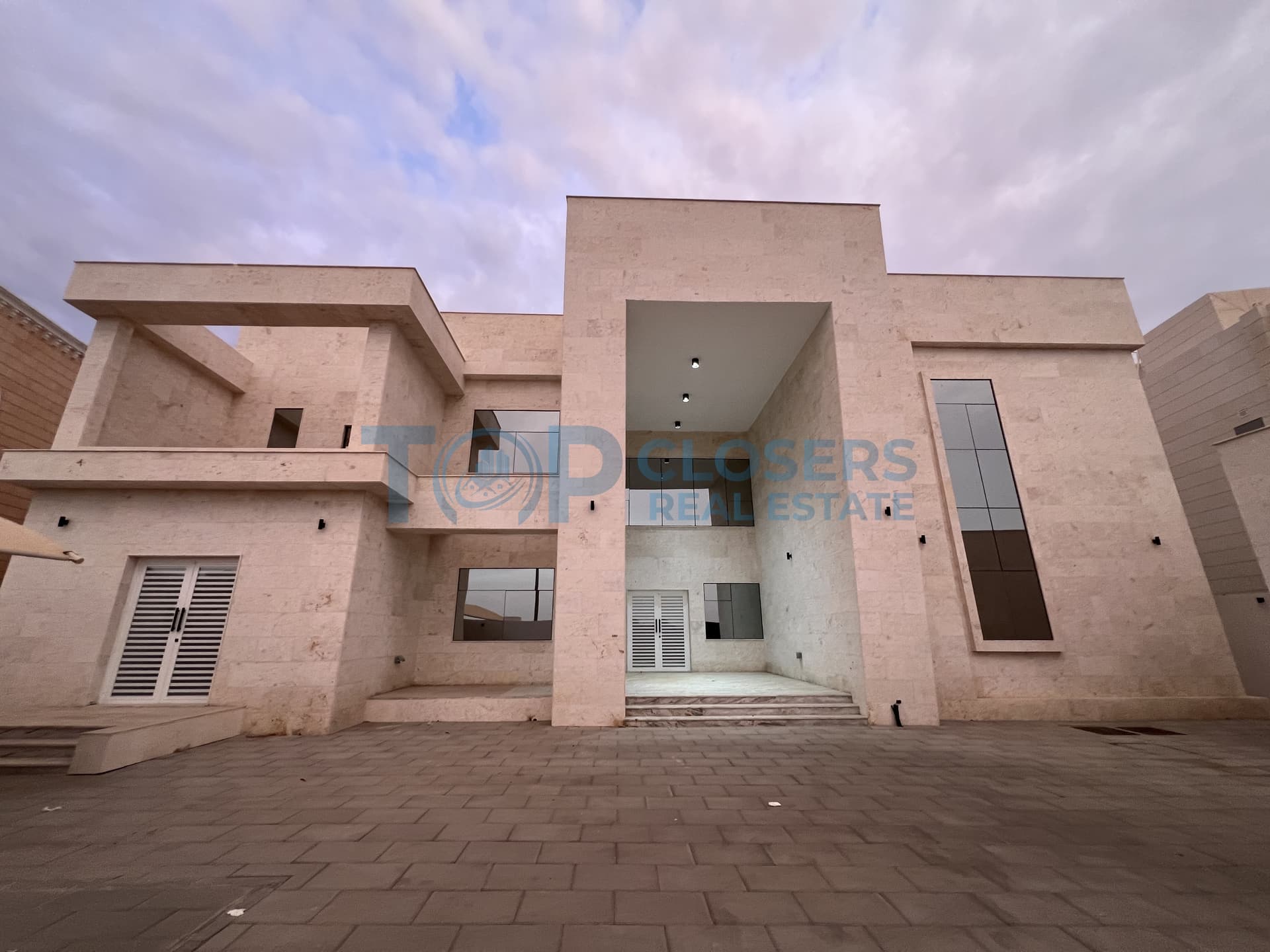 Modern Villa | Second Tenant | Prime Location - Image 1