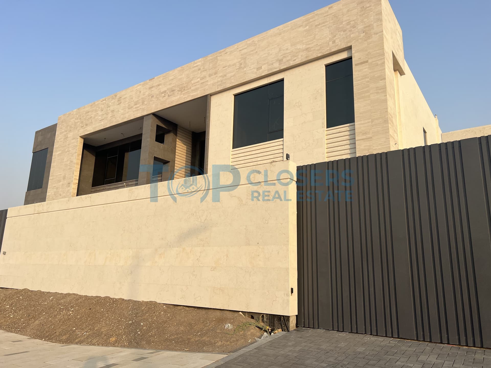 Commercial Villa | Prime Location | Brand New - Image 1