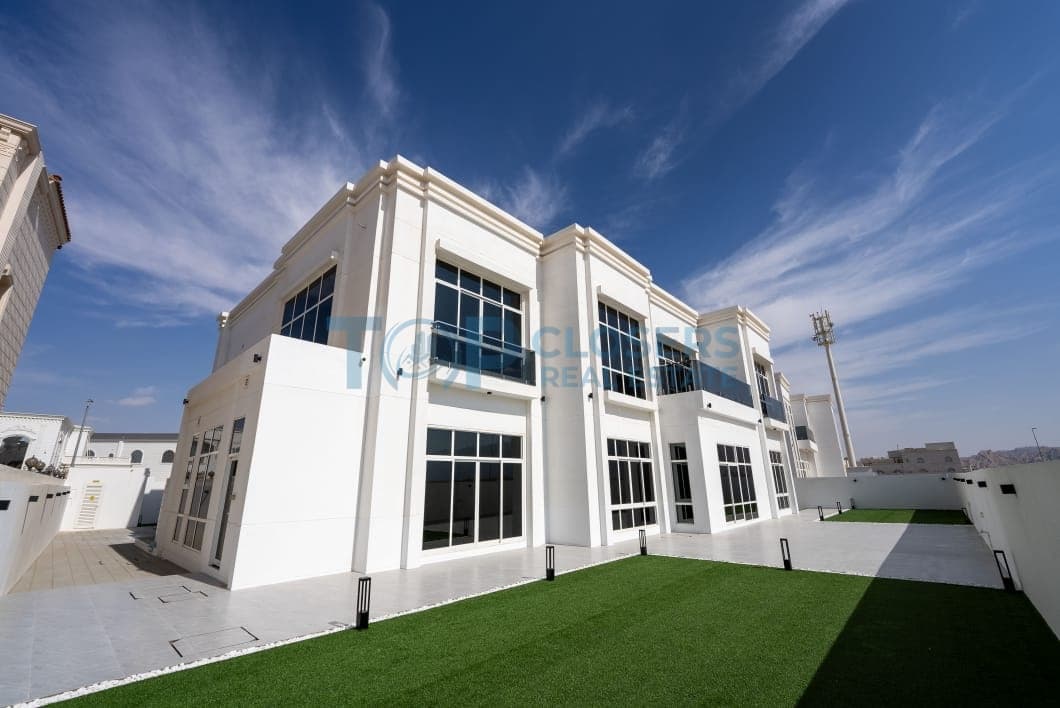 Luxurious Villa | Private Yard | Separate Entrance - Image 3