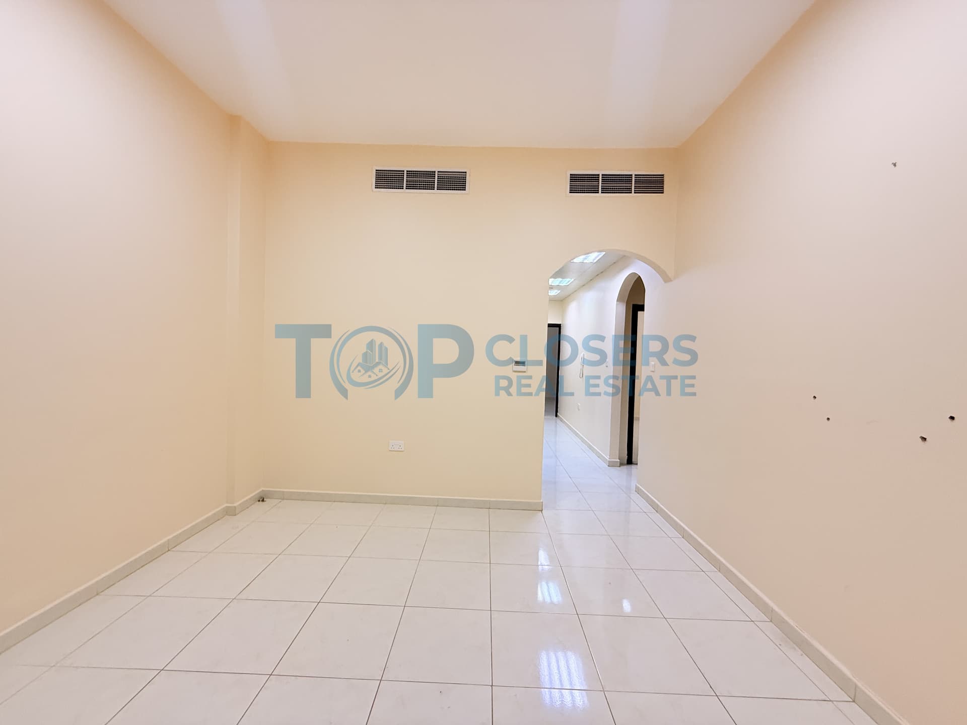 Spacious Apartment | Elevator | Basement Parking - Image 1