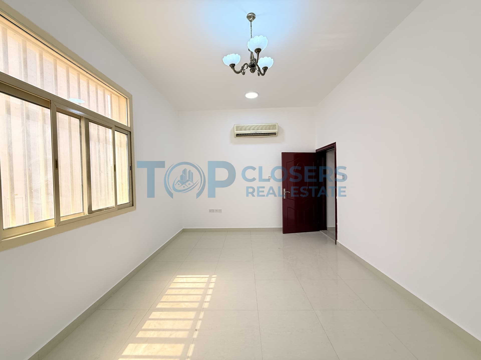 Spacious Apartment | Wardrobe | Basement Parking - Image 1