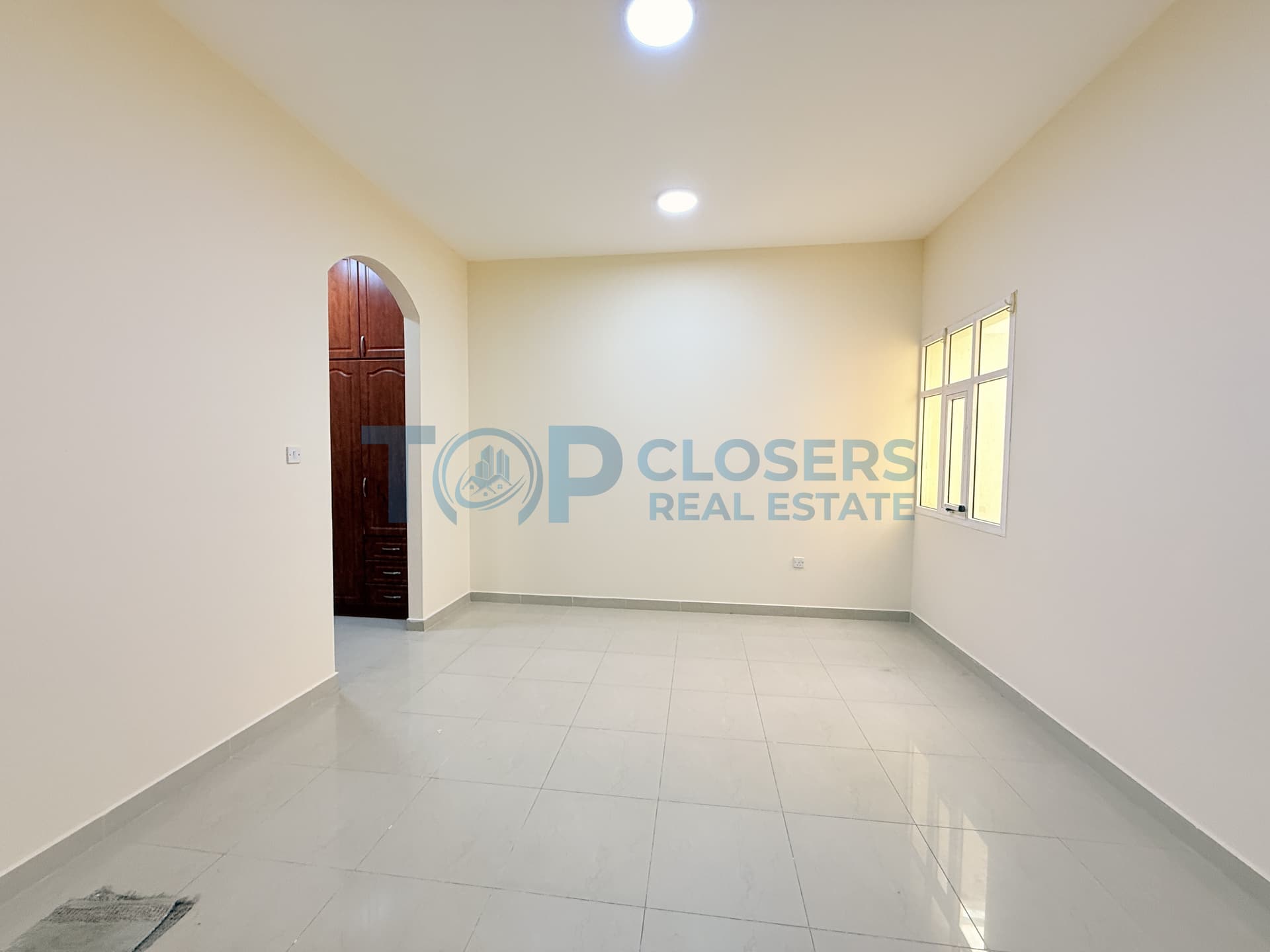 1BHK | Good Price | Prime Location | Covered Parking - Image 3