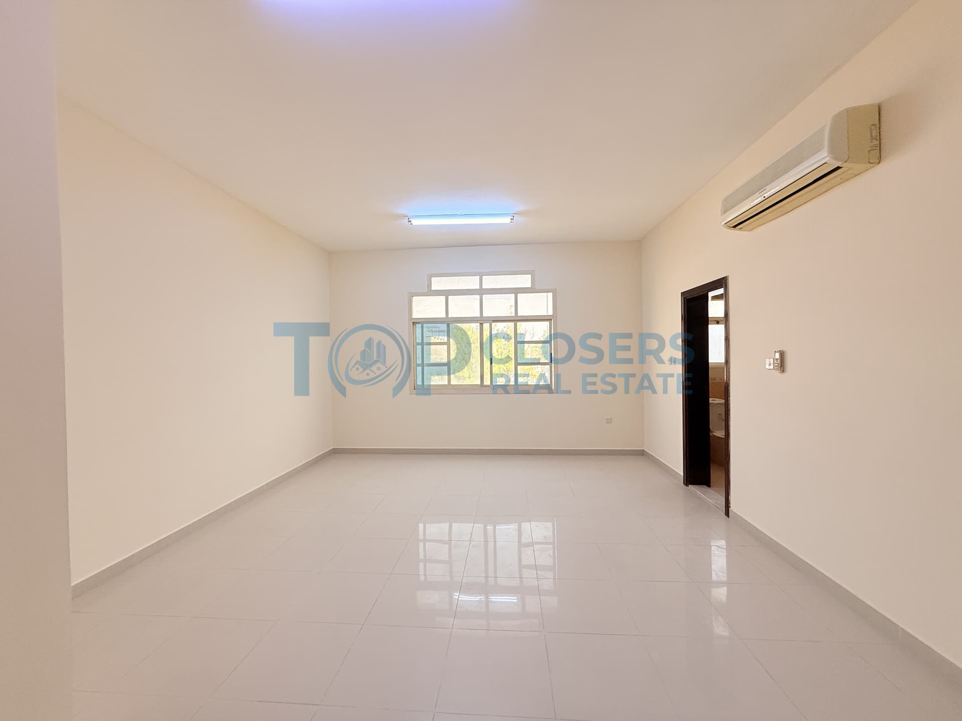 Spacious Apartment | Big Malis | Covered Parking - Image 1