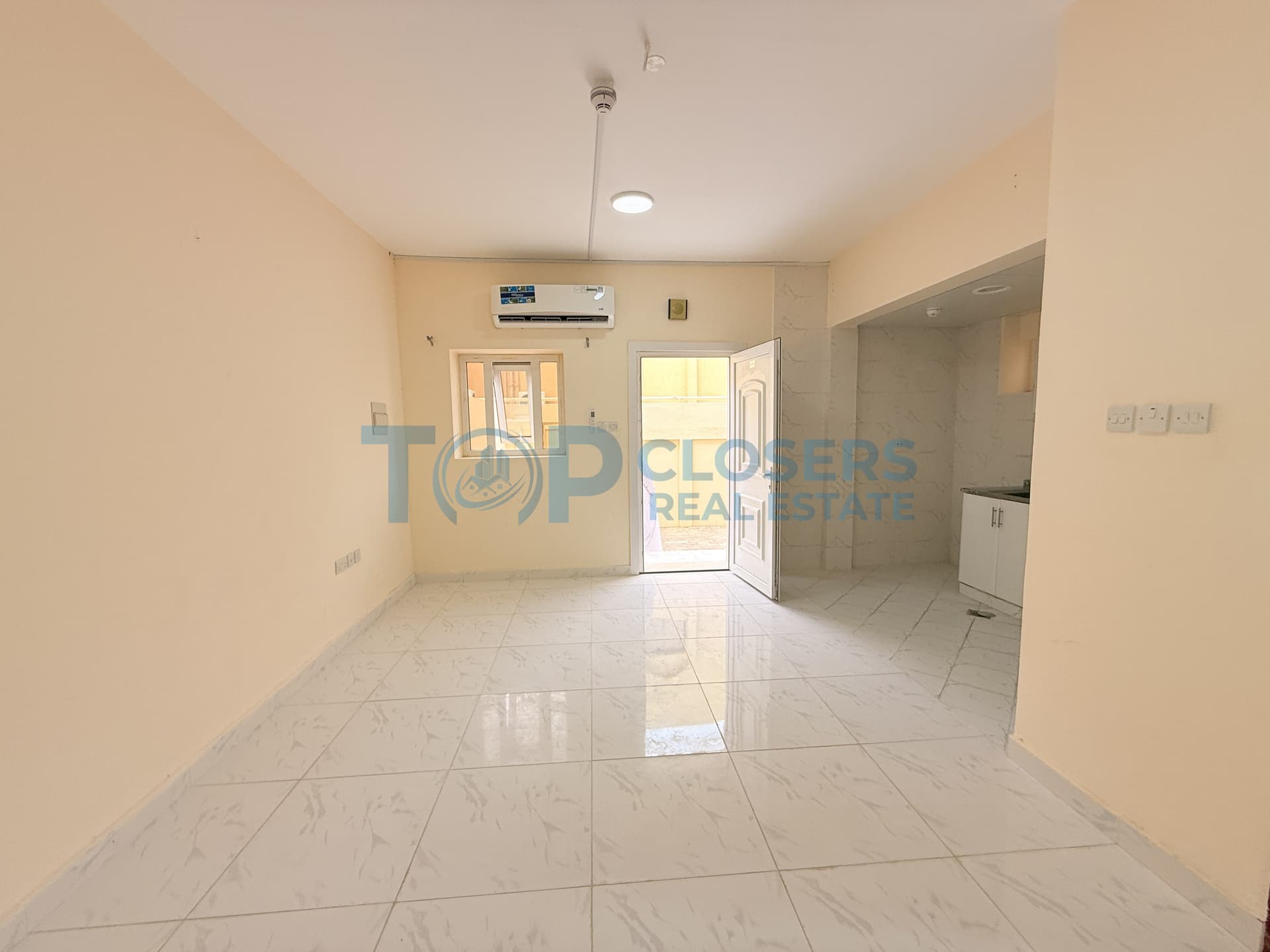 Private Entrance | Tawteeq Contract | Covered Parking - Image 2