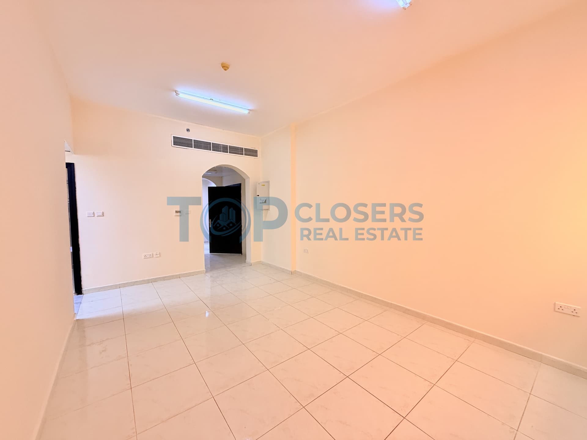 Spacious Apartment | Elevator | Basement Parking - Image 3