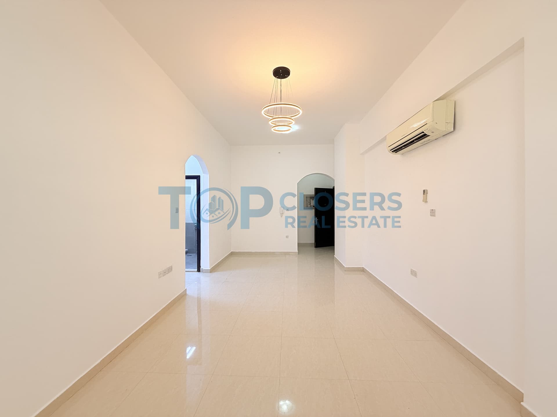 Spacious Apartment | Elevator | Basement Parking - Image 2