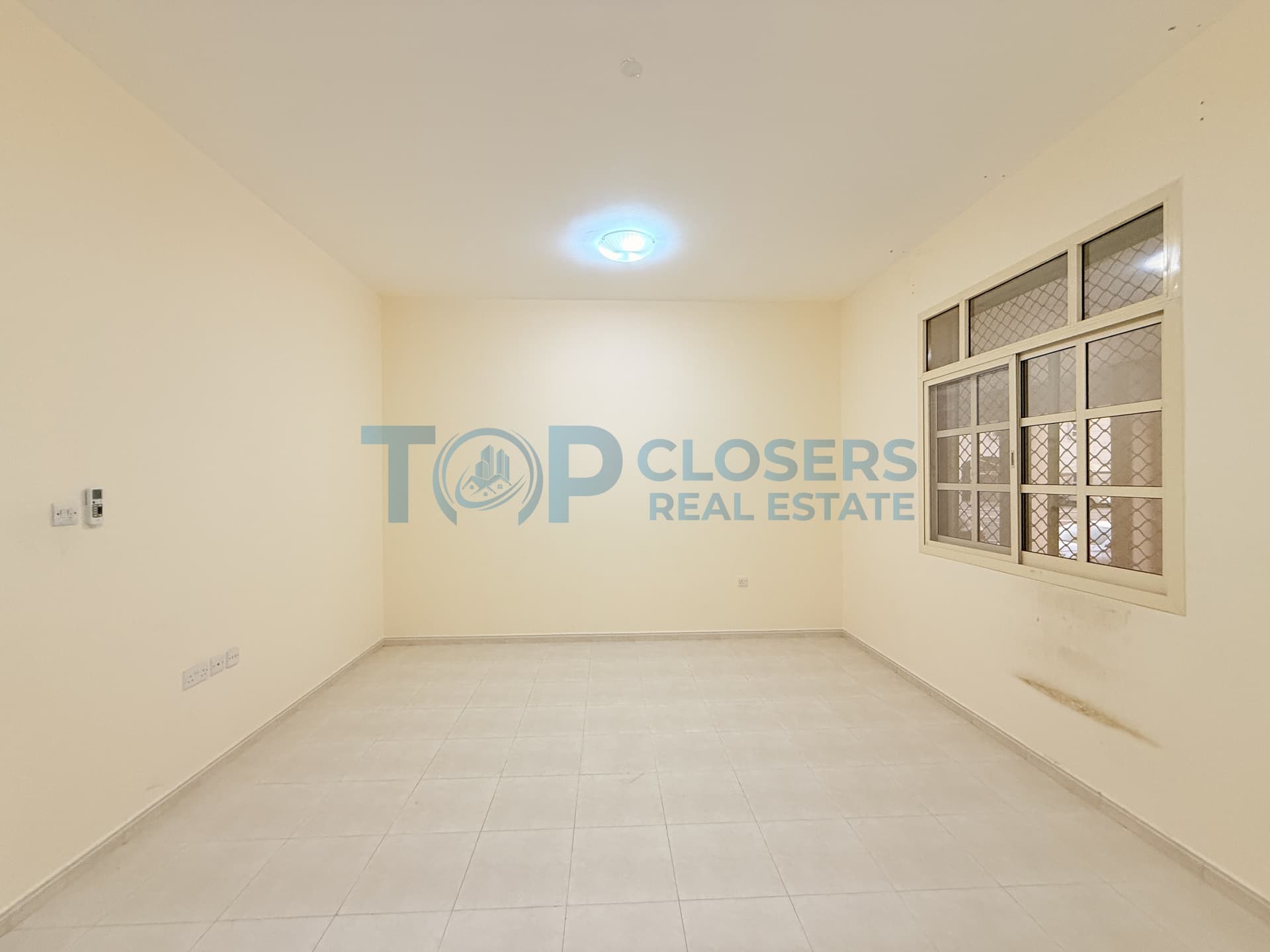 2BHK | Near To UAE University | Covered Parking - Image 3