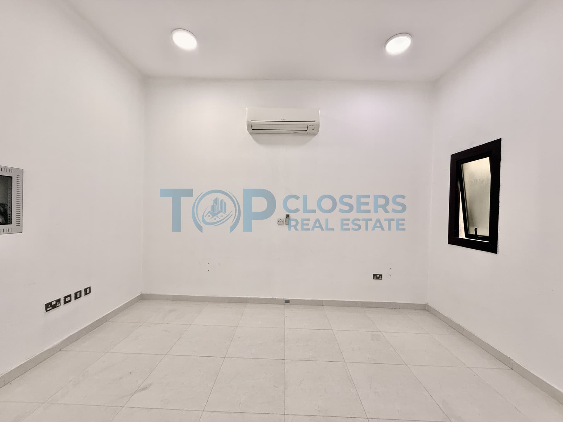 Spacious Apartment | Elevator | Basement Parking - Image 3