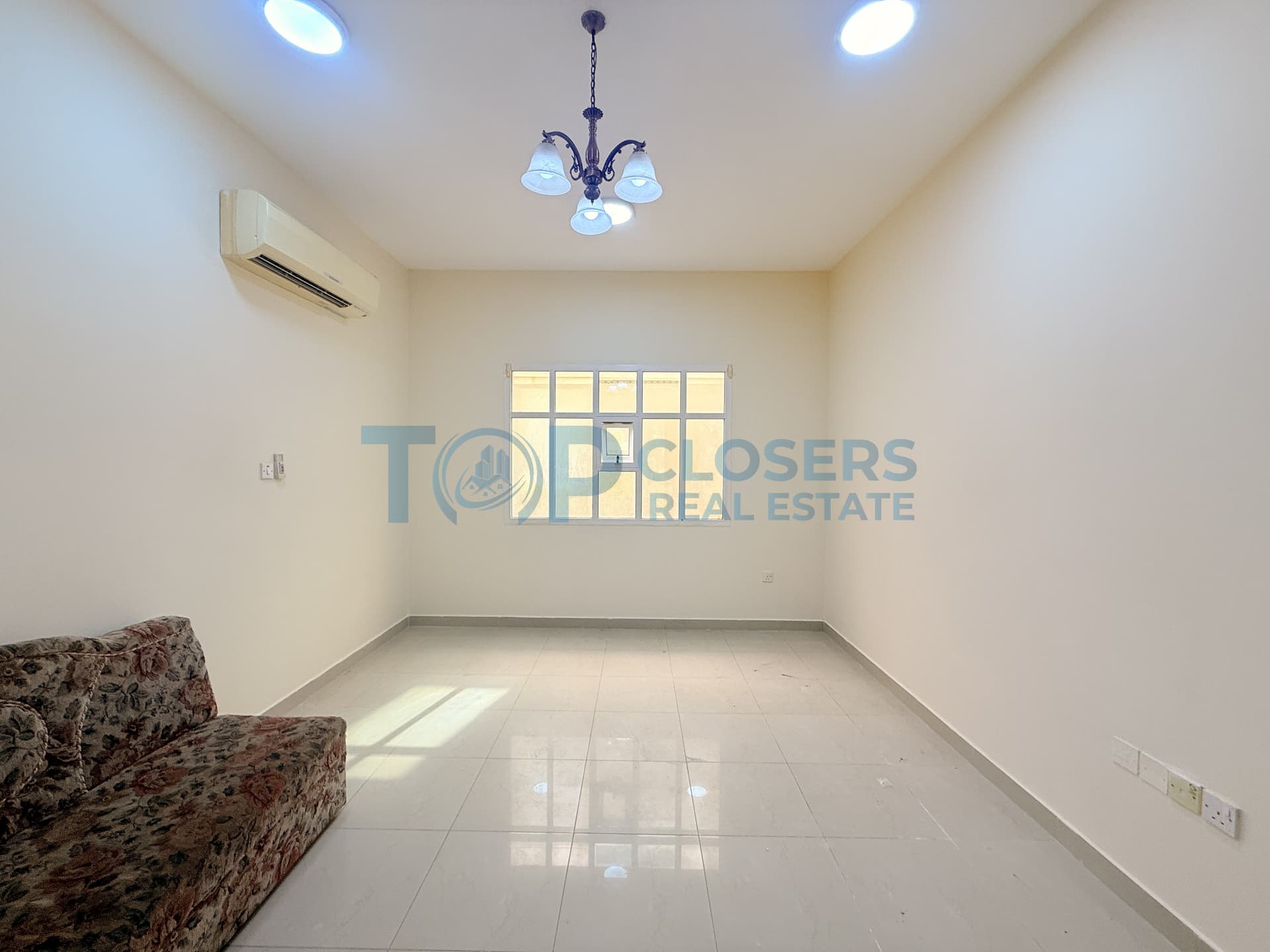 1BHK | Good Price | Prime Location | Covered Parking - Image 1