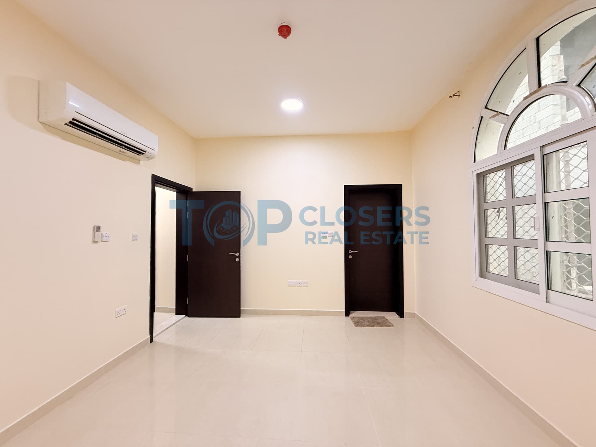 Spacious Apartment | School Area | Covered Parking - Image 2