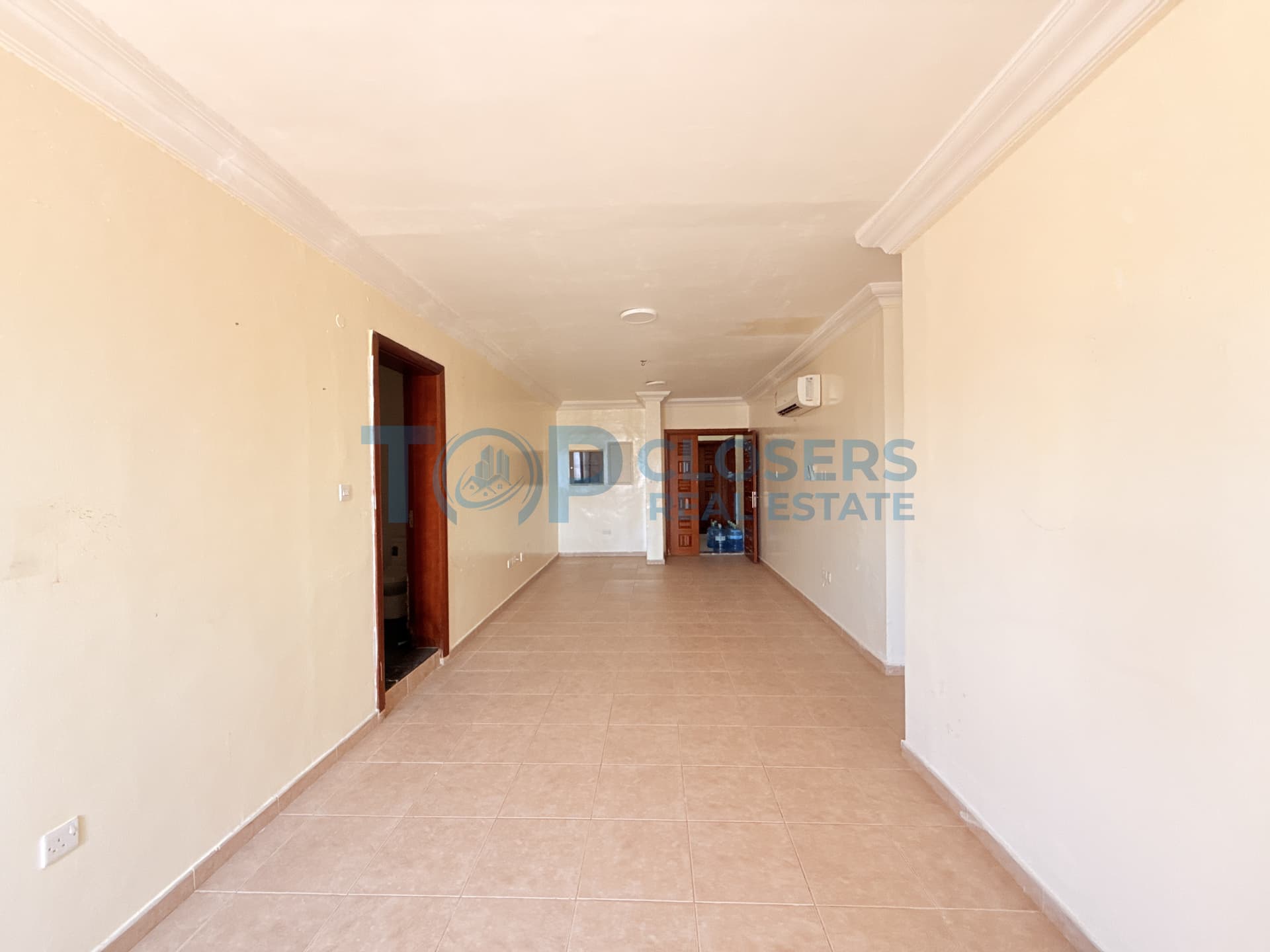 Spacious Apartment | Good Location | Covered Parking - Image 2