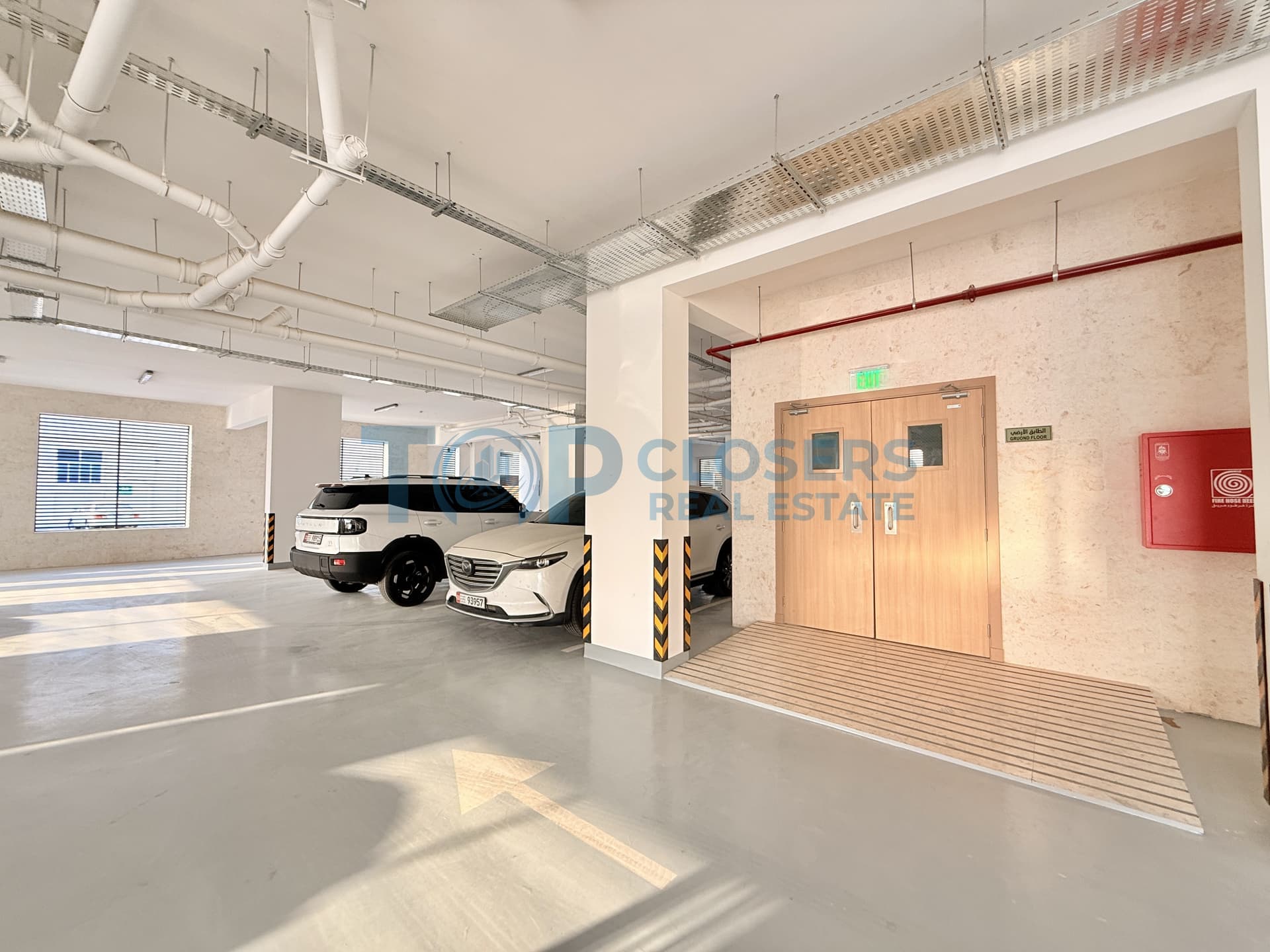 Listing Image 11