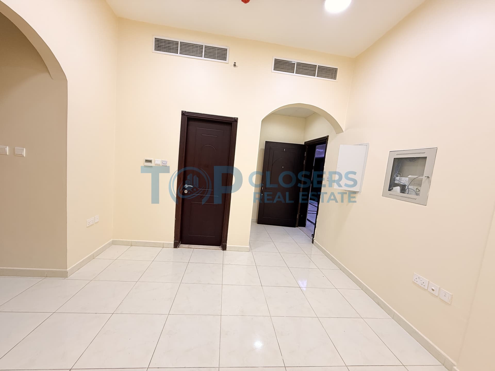 Spacious Apartment | Elevator | Basement parking - Image 3