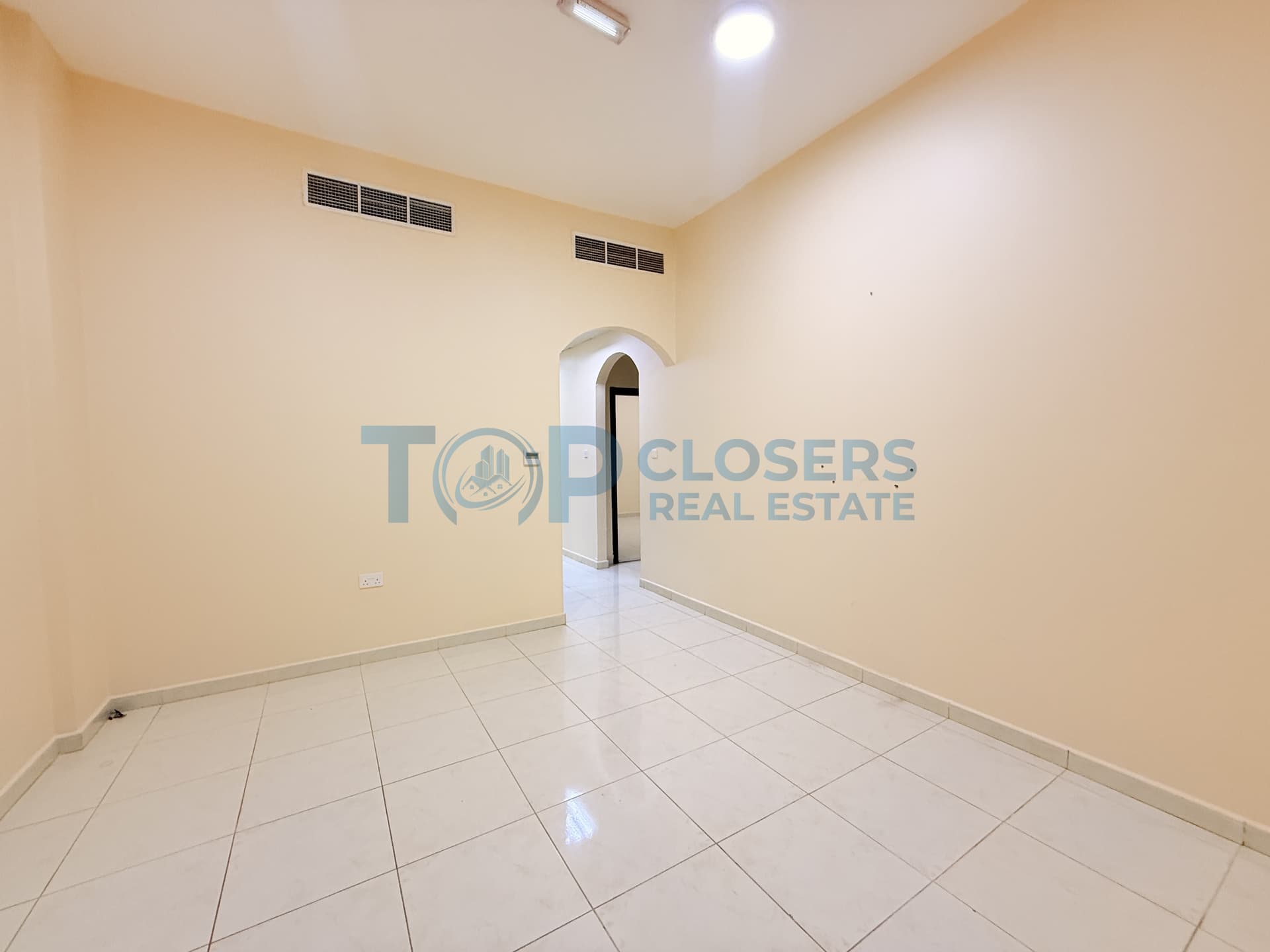 Spacious Apartment | Elevator | Basement Parking - Image 2