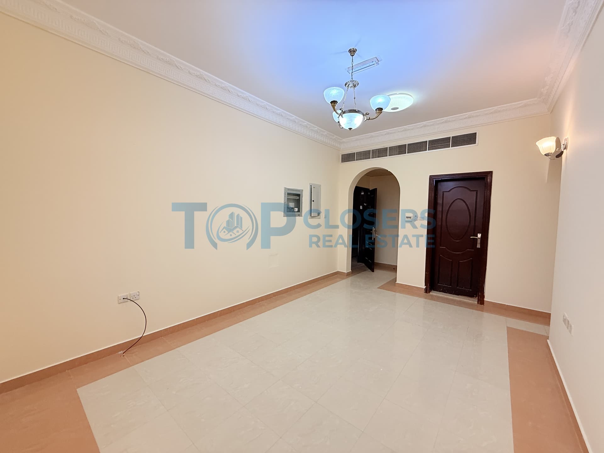 Spacious Apartment | Good Price | Basement parking - Image 4