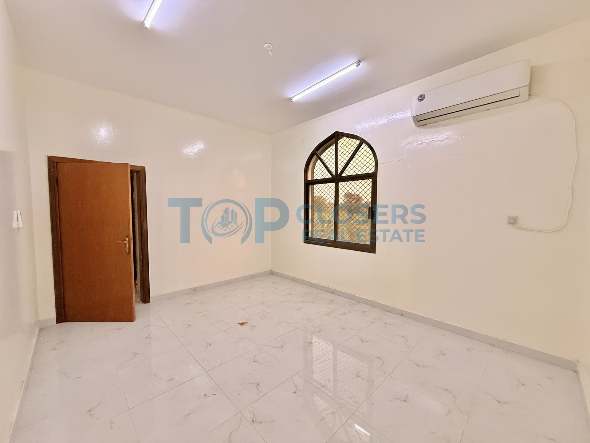 3BHK Spacious Apartment | Majlis | Covered Parking - Image 4