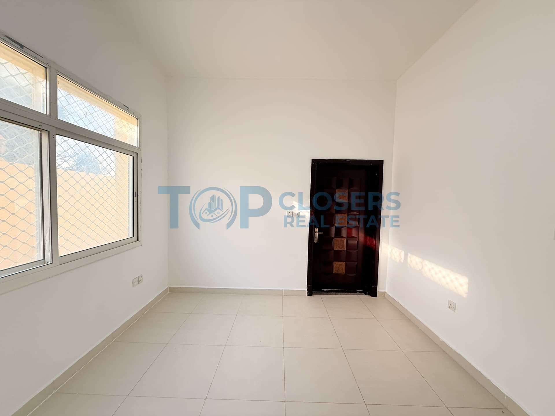 2BHK Clean Apartment | Elevator | Basement Parking - Image 2
