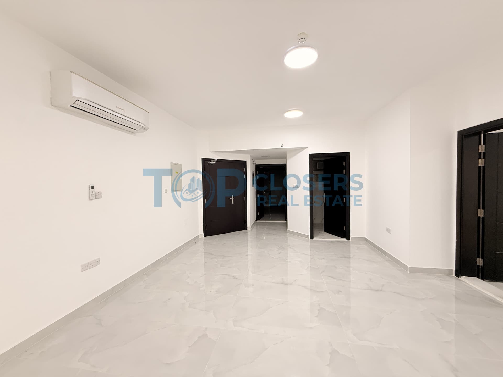 Spacious Apartment | Elevator | Basement Parking - Image 3