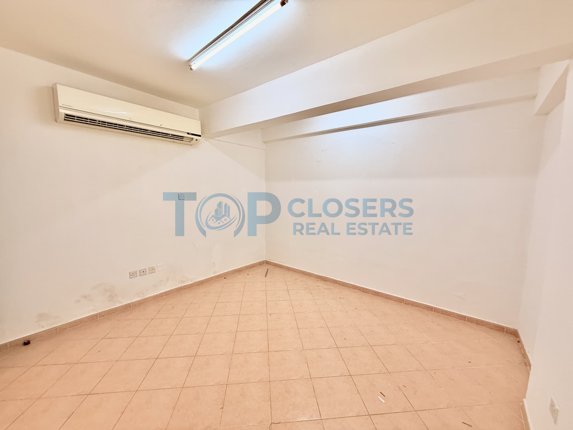 2BHK Private Entrance | Good Location| Covered Parking - Image 4