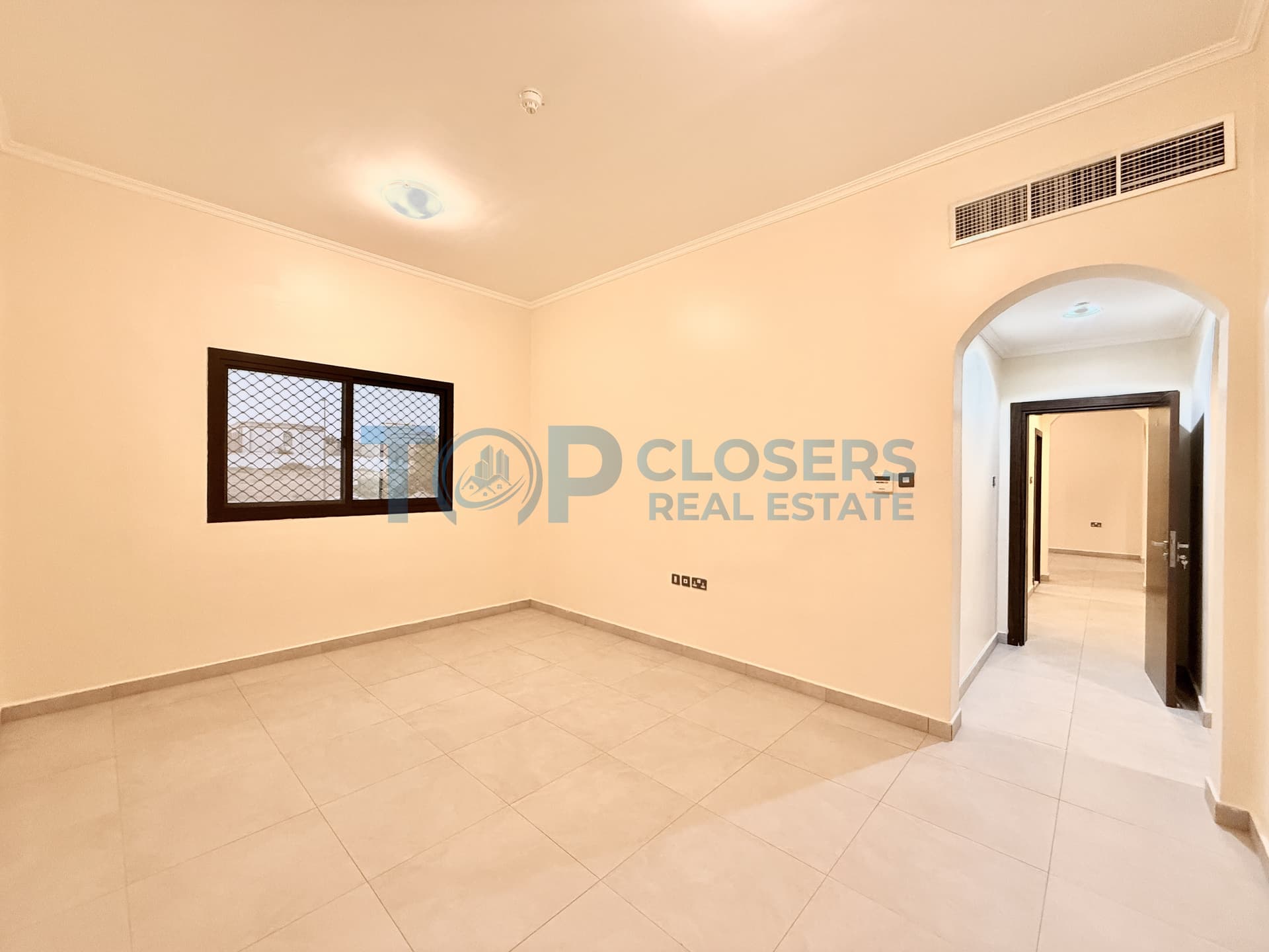 Spacious Apartment | Elevator | Basement Parking - Image 1