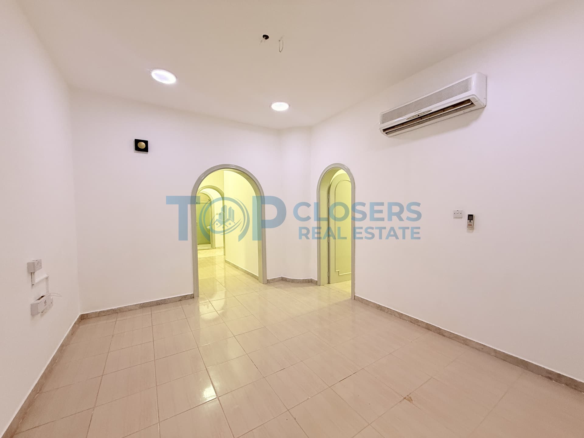 Private Entrance 3BHK | Spacious Apartment | Maids Room| - Image 3