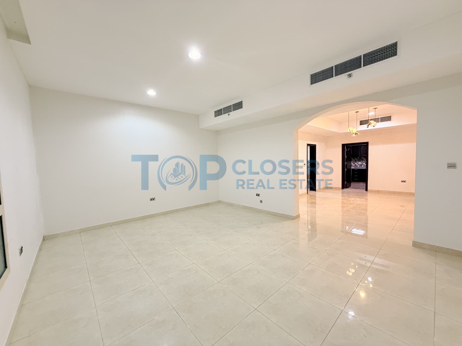 Spacious Apartment | Elevator | Basement Parking - Image 2
